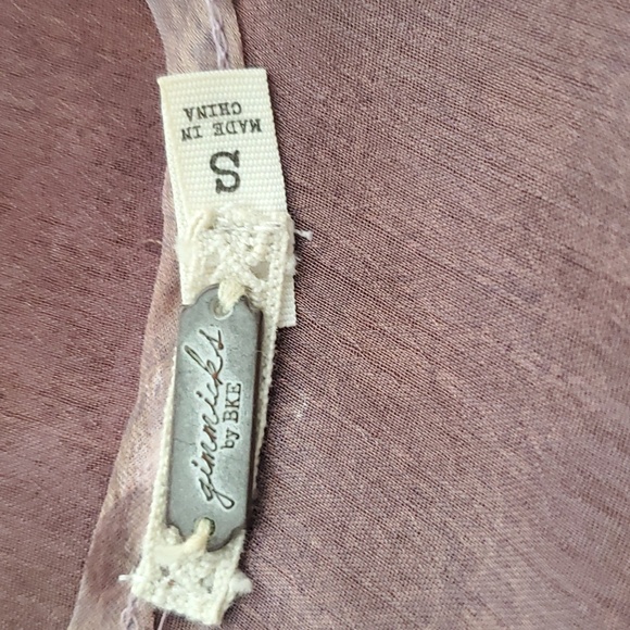 Gimmicks By BKE Sequin & Beaded Button Back Top - Picture 8 of 9